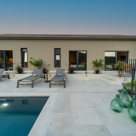 Horto With Heated Pool & Sauna * Livade