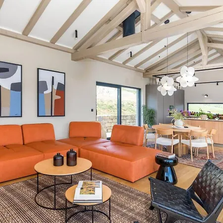 Villa Horto With Heated Pool & Sauna Livade